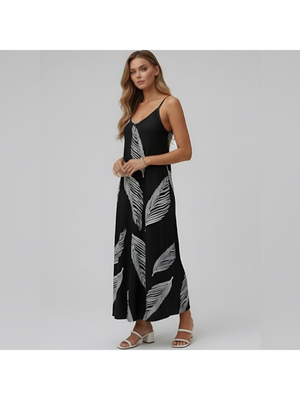 Boho Leaf Print Sleeveless Maxi Dress Black - Picture 6 of 9